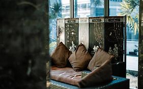 โรงแรมโบนิโต้ ชิโนส์